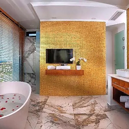 Bodrum Infinity - Homes Ξενοδοχείο 5*